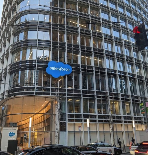 Salesforce Tower front entrance in downtown San Francisco.
